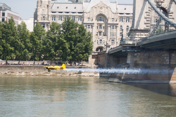 Red Bull Air Race Budapest 2015 Peter Hollos - 135348-PH5_3525