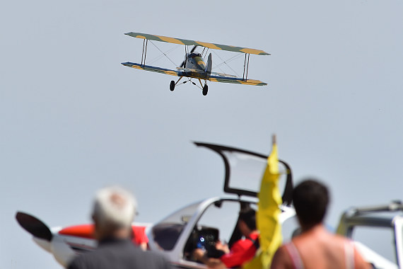 Spitzerberg 2015 Foto Huber Austrian Wings Media Crew Kiebitz D-MEMF beim Start