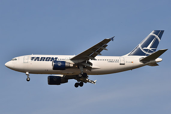 Tarom Airbus A310-300 YR-LCA Foto Huber Austrian Wings Media Crew_3