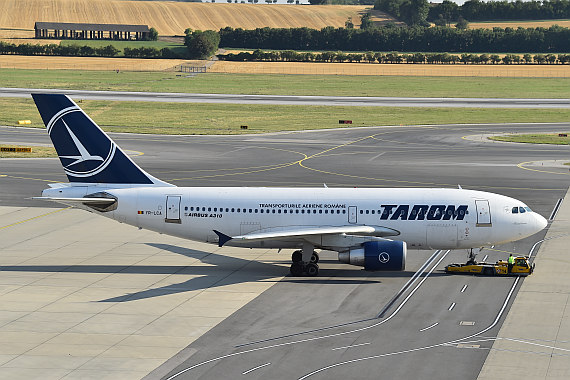 Tarom Airbus A310-300 YR-LCA Foto Huber Austrian Wings Media Crew_4