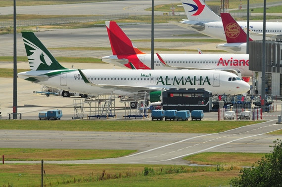 Mit ambitionierten Plänen will die saudi-arabische Qatar Tochter Al Maha Airways ab Riad diverse Großstädte in Saudi Arabien bedienen. Zu Beginn kommen bis zu zehn A320-214 (WL) zum Einsatz. Im Bild die F-WWBZ im Auslieferungszentrum von Airbus.