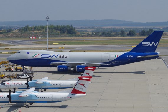 Silk Way Italia Boeing 747-400F I-SWIA Erstlandung Foto Martin Oswald_2