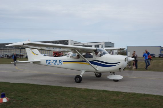 100 Jahre LOAN Flugplatz Wiener Neustadt Ost Anton Wildberger_007 Cessna OE-DLR 100 Jahre LOAN Flugplatz Wiener Neustadt Ost Anton Wildberger_007 Cessna OE-DLR