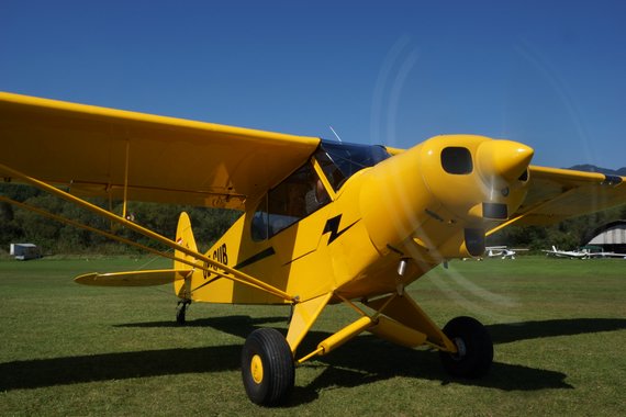 Er war maßgeblich an der Restaurierung der OE-CUB beteiligt.