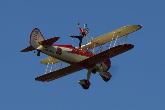 AirChallenge Styria 2015 Anton Wildberger_049 Wingwalkerin Peggy Walentin