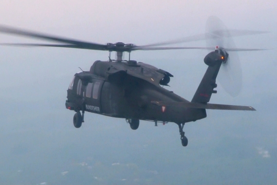 Bundesheer Blackhawk Air-to-Air - Foto: V-I-P.tv Bundesheer Blackhawk Air-to-Air - Foto: V-I-P.tv
