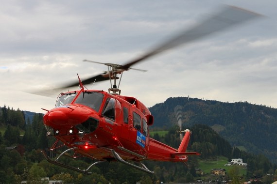 4 10 15 Heliday Bell 212 OE-XAA 02 CSchöpf 4 10 15 Heliday Bell 212 OE-XAA 02 CSchöpf