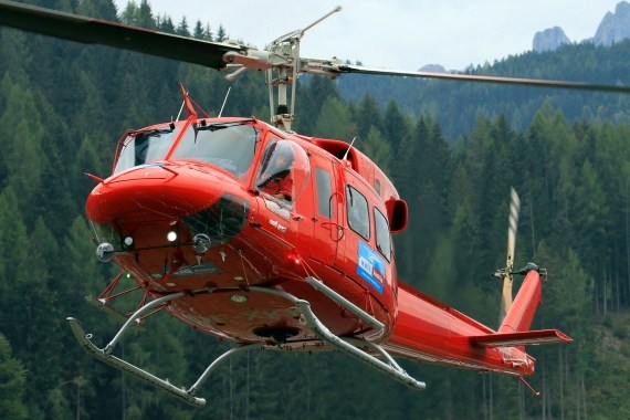 4 10 15 Heliday Bell 212 OE-XKK 03 retail CSchöpf 4 10 15 Heliday Bell 212 OE-XKK 03 retail CSchöpf