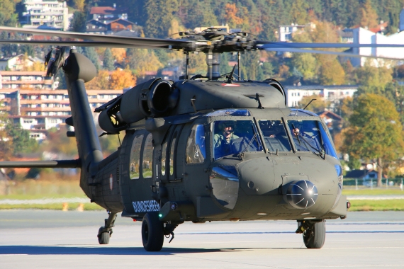 Flughafenfest Innsbruck 2015 Foto CSchöpf Bundesheer Black Hawk