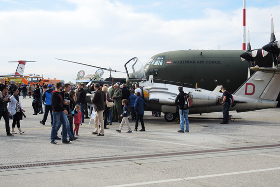 Flugtag-Linz-Hercules1-Foto-MK-Austrian-Wings-Media-Crew