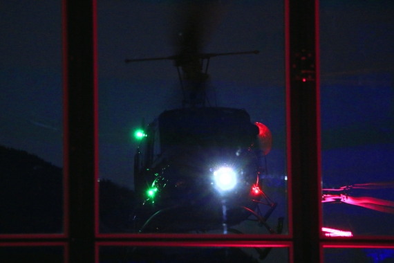 Heliport St.Johann 212er Bell landing from inside hangar Heliport St.Johann 212er Bell landing from inside hangar