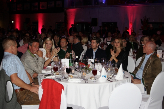 Heliport St.Johann Niki Hosp, Marcel Hirscher und Harti Weirather By Marco Heliport St.Johann Niki Hosp, Marcel Hirscher und Harti Weirather By Marco