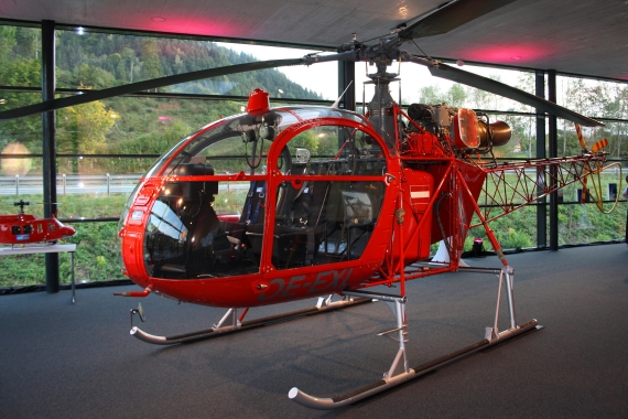 Heliport St.Johann OE-EXL Eurocopter (Aérospatiale) SA315B Lama Empfangshalle by Marco Heliport St.Johann OE-EXL Eurocopter (Aérospatiale) SA315B Lama Empfangshalle by Marco