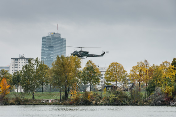 AB 212 Bundesheer Jagdkommando Gefechtsvorführung Wien 21102015 Foto Ulrich Lehner