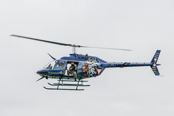 Kiowa OH-58 Bundesheer Jagdkommando Gefechtsvorführung Wien 21102015 Foto Ulrich Lehner