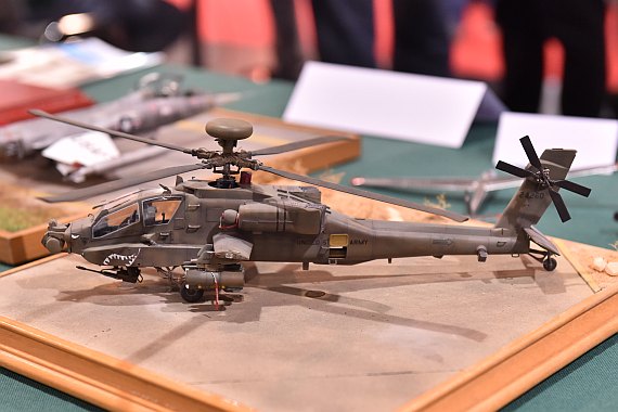 Modellbaumesse 2015 Foto Huber Austrian Wings Media Crew IPMS Austria Stand AH-64 Apache