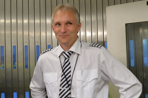 OH-LWA Finnair Airbus A350 Erstlandung Huber Austrian Wings Media Crew Flugkapitän Chefpilot