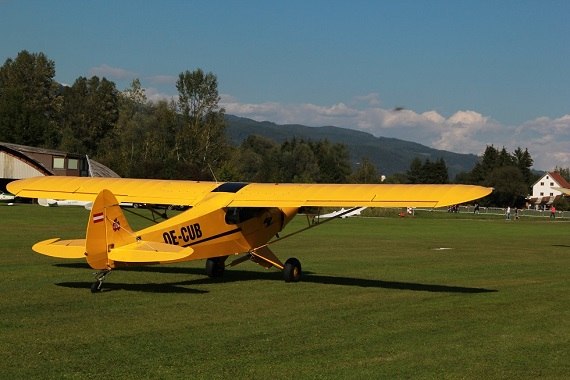 Piper Cub Kapfenberg OE-CUB Foto Franz Zussner Piper Cub Kapfenberg OE-CUB Foto Franz Zussner