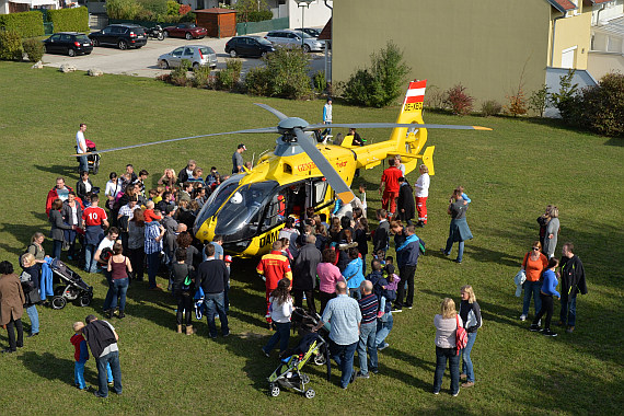 Vösendorfer Sicherheitstag 2015 Foto Huber Austrian Wings Media Crew ITH Besucher_1