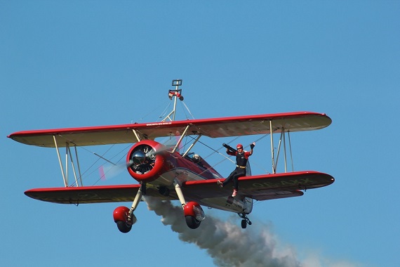 Wingwalker peggy3 Foto Franz Zussner Wingwalker peggy3 Foto Franz Zussner