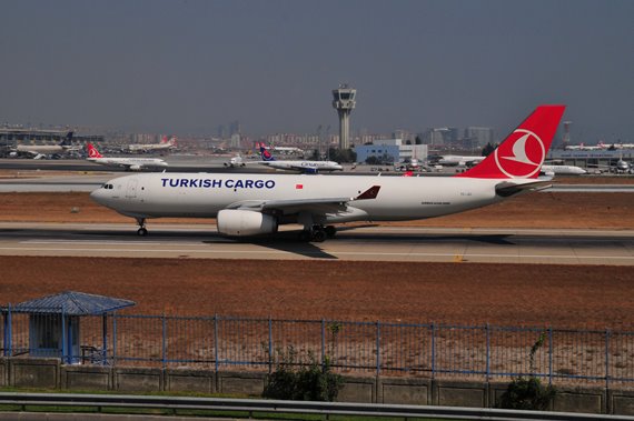 03. IST, by Andy Herzog Istanbul Turkish Cargo A330 TC-JCI
