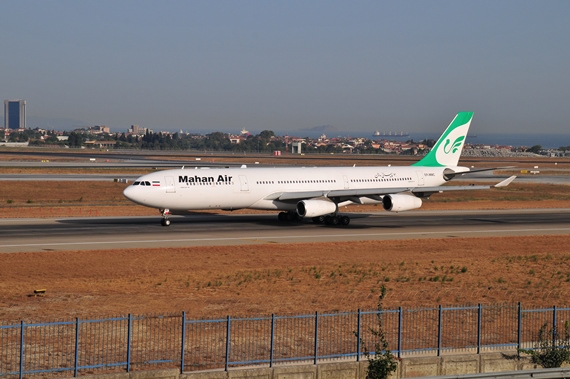 Nach Aufhebung der Sanktionen können die Iranischen Airlines einer besseren Zukunft entgegensehen. Modernere und effizientere Flugzeugmuster werden wohl auch diese 16-jährige Mahan Air A340-313 EP-MMC irgendwann ersetzen