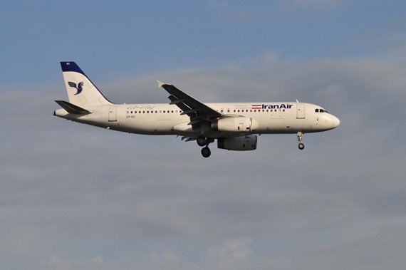 14. IST, by Andy Herzog Iran Air Airbus A320 EP-IEC