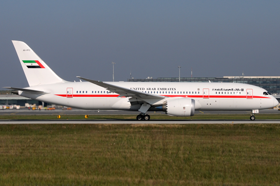 Abu Dhabi Amiri Flight Boeing 787-8 BBJ Dreamliner A6-PFC Foto Austrian Wings Media Crew