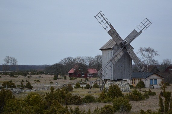 Eine wunderbar restaurierte Windmühle, das Symbol der Insel schlechthin. Eine wunderbar restaurierte Windmühle, das Symbol der Insel schlechthin.
