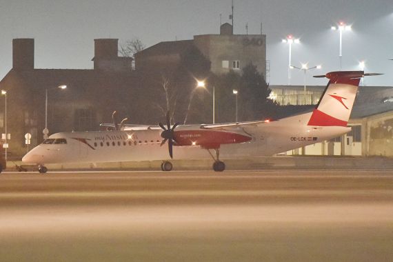 OE-LGK MyAustrian AUA Austrian Airlines Q400 Foto Huber Austrian Wings Media Crew