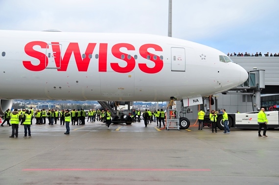 19.Erste SWISS Boeing 777 HB-JNA B777_Copyright Andy Herzog
