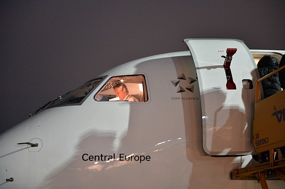 AUA Austrian Airlines Embraer Erstflug 04012016_Str_Foto Huber Austrian Wings Media Crew_002