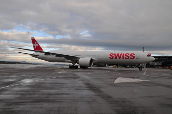 Erste SWISS Boeing 777-300ER HB-JNA Foto Andy Herzog_009