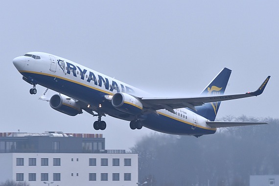 Salzburg Wintercharter 02012016 Huber Austrian Wings Media Crew EI-DAR RYanair Boeing 737-800 DSC_0099