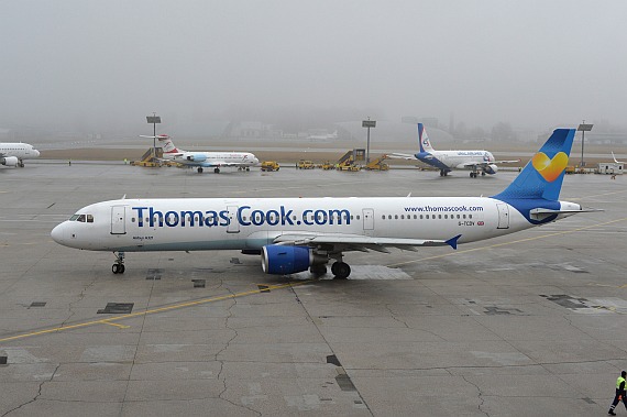 Salzburg Wintercharter 02012016 Huber Austrian Wings Media Crew G-TCDV Thomas Cook Airbus A321 DSC_0260