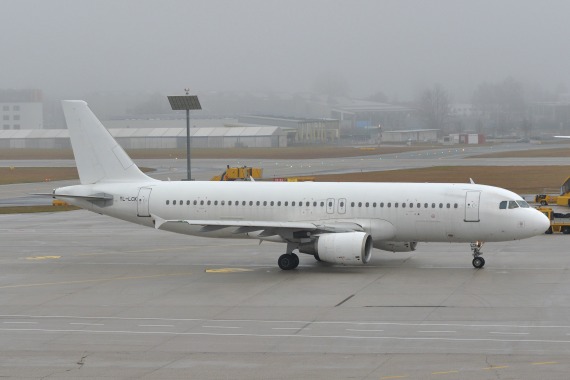 Salzburg Wintercharter 02012016 Huber Austrian Wings Media Crew LY-LCK Smartlynx Airbus A320 DSC_0279