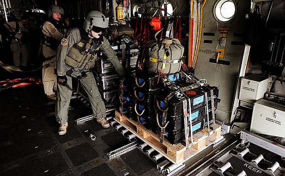 Bundesheer Hercules Loadmaster Lademeister Frachtraum Foto Bundesheer_001