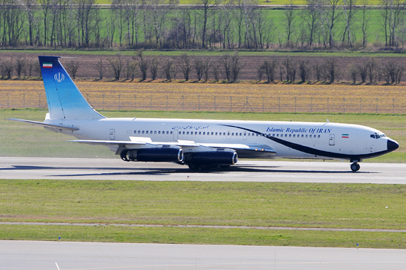 EP-AJD Islamic Republic of Iran Boeing 707-300 Foto Austrian Wings Media Crew