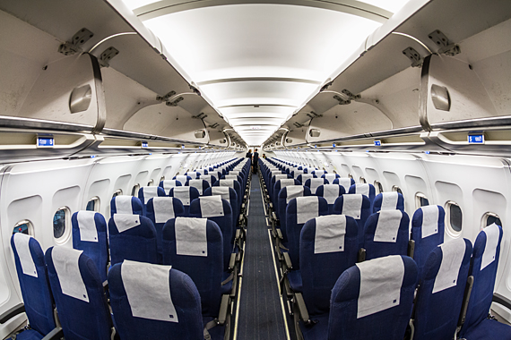 SAS Scandinavian Airlines Erstlandung 24032016 Foto thomas Ranner_003 Kabine Passagiersitze SAS Scandinavian Airlines Erstlandung 24032016 Foto thomas Ranner_003 Kabine Passagiersitze