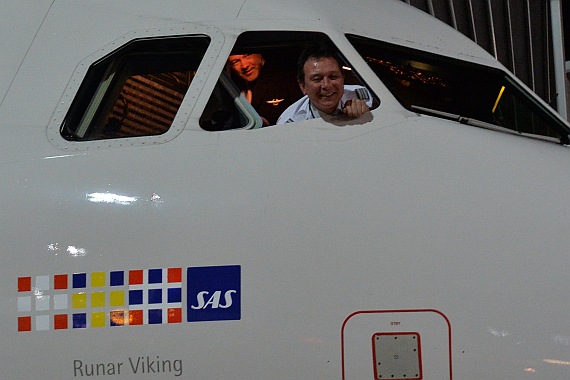 SAS Scandinavian Airlines Erstlandung Wien 24032016 Airbus A320 OY-KAY Foto Huber Austrian Wings Media Crew Cockpitcrew SAS Scandinavian Airlines Erstlandung Wien 24032016 Airbus A320 OY-KAY Foto Huber Austrian Wings Media Crew Cockpitcrew