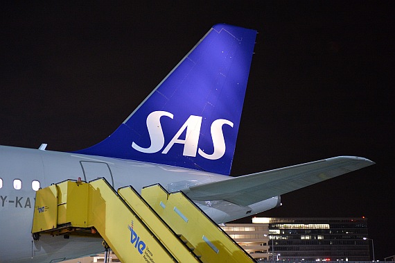 SAS Scandinavian Airlines Erstlandung Wien 24032016 Airbus A320 OY-KAY Foto Huber Austrian Wings Media Crew_004