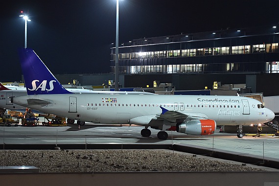 SAS Scandinavian Airlines Erstlandung Wien 24032016 Foto Huber Austrian Wings Media Crew OY-KAY Airbus A320