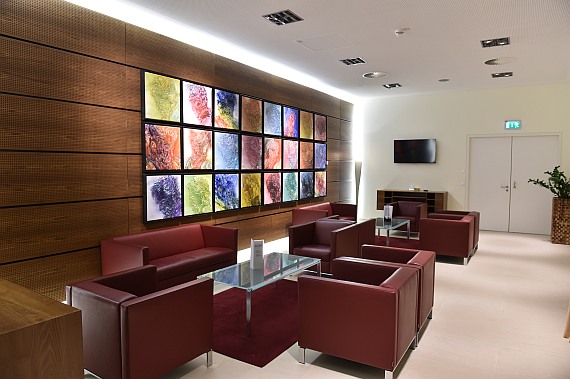 Zahlreiche Salons stehen den Gästen des ViP-Terminals am Flughafen Wien zur Verfügung. Zahlreiche Salons stehen den Gästen des ViP-Terminals am Flughafen Wien zur Verfügung.