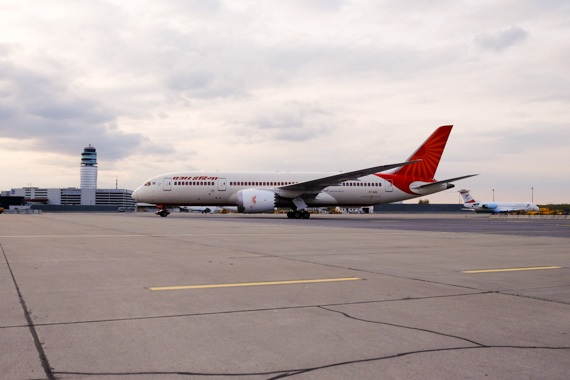 Ulrich Lehner Air India Erstlandung Flughafen Wien 06042016 Ulrich Lehner Air India Erstlandung Flughafen Wien 06042016