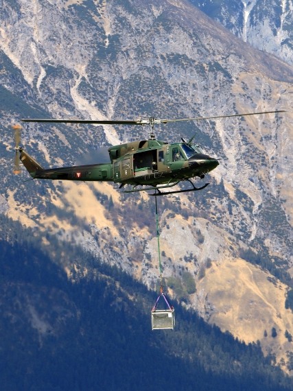 30.04.16 Übung Aldrans 047 AB212 AB 212 Bundesheer  Foto Christian Schöpf