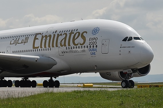 DSC_0120 Emirates Airbus A380 A6-EDV 20052016 Flughafen Wien Foto Huber Austrian Wings Media Crew