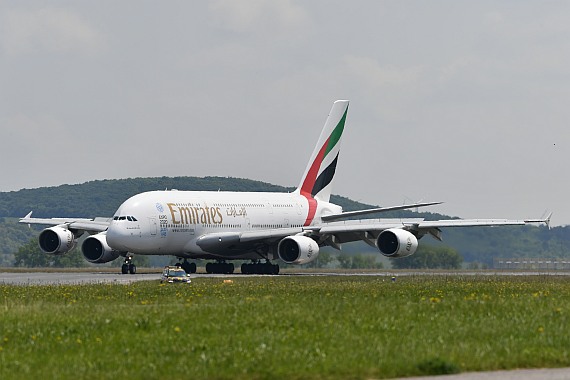 DSC_0128 Emirates Airbus A380 A6-EDV 20052016 Flughafen Wien Foto Huber Austrian Wings Media Crew