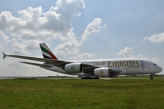 DSC_0130 Emirates Airbus A380 A6-EDV 20052016 Flughafen Wien Foto Huber Austrian Wings Media Crew