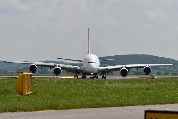 DSC_0136 Emirates Airbus A380 A6-EDV 20052016 Flughafen Wien Foto Huber Austrian Wings Media Crew