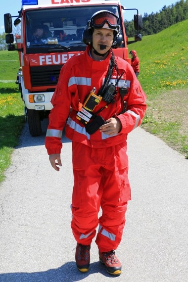 Organisator Markus Reichenpfader selbst Feuerwehr Flughelfer Foto Christian Schöpf Organisator Markus Reichenpfader selbst Feuerwehr Flughelfer Foto Christian Schöpf
